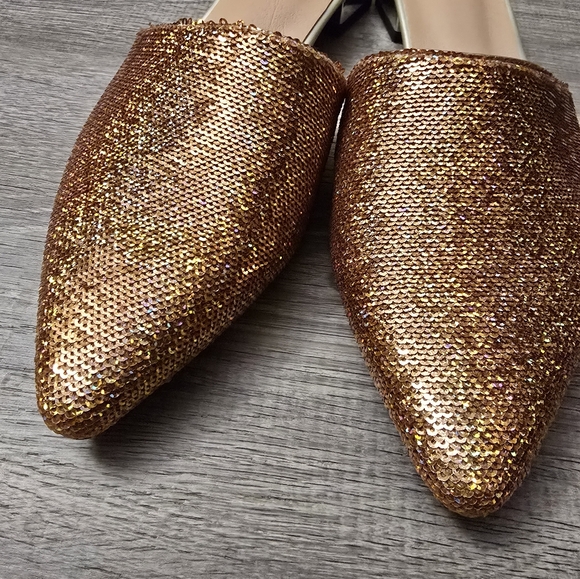 Golden mules size 9 - Picture 6 of 6